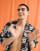 Thumbnail 1 van 4