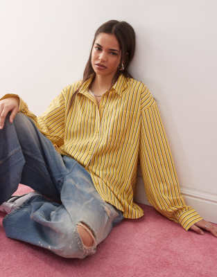 COLLUSION - Oversize-Hemdbluse aus Leinenmix in gestreiftem Gelb-Bunt