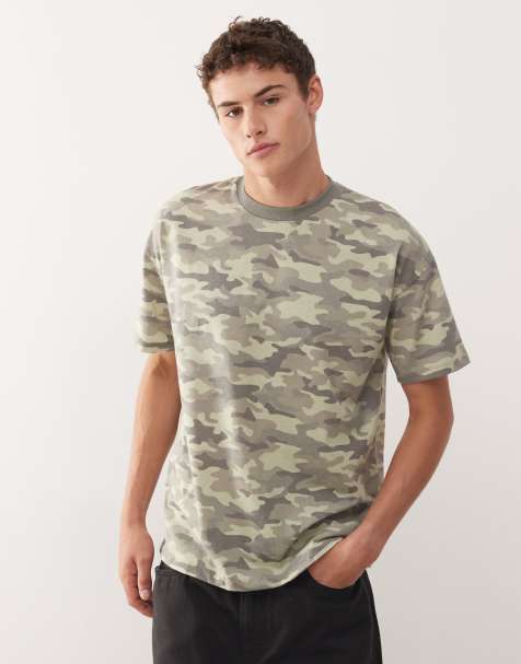 COLLUSION – Oversize-T-Shirt mit verwaschenem Military-Muster - view 1