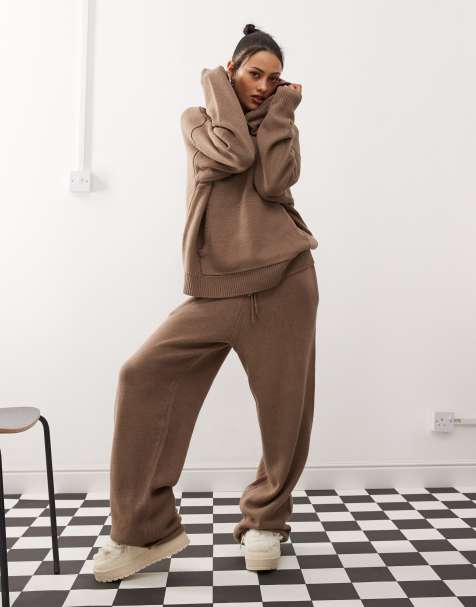 COLLUSION - Oversized gebreide joggingbroek in bruin, deel van co-ord set - view 1