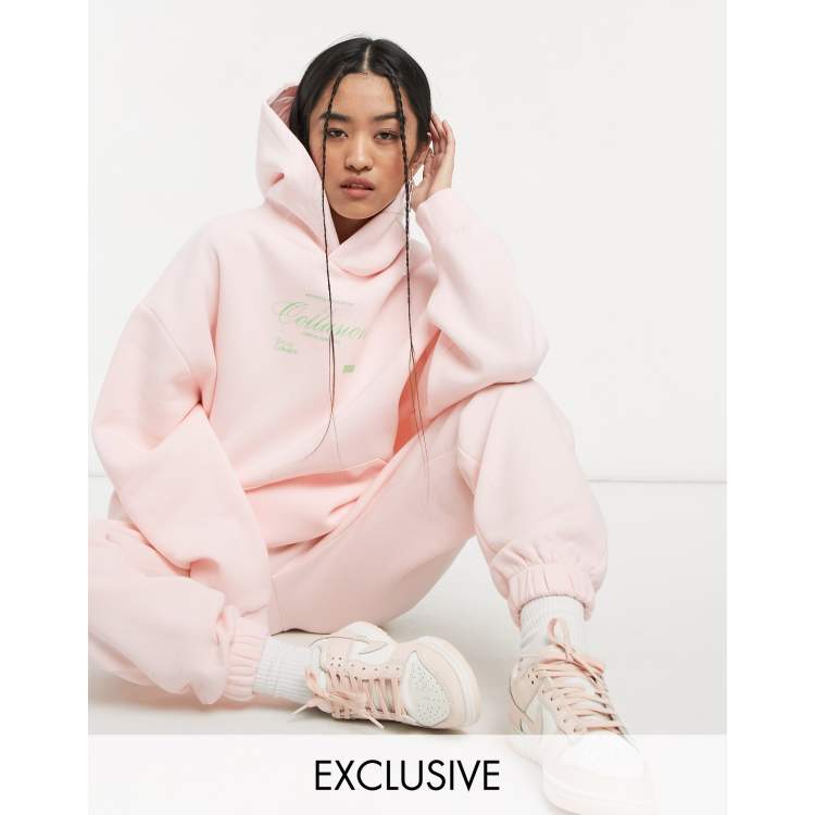 Pastel pink oversized hoodie 2025