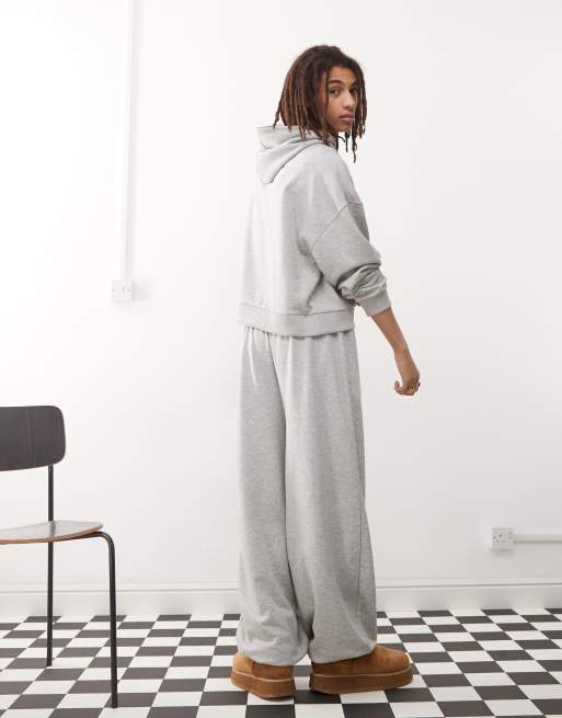 COLLUSION - Oversized joggingbroek in gemêleerd grijs met bordeauxrode print en boorden, deel van co-ord set, 3 van 5
