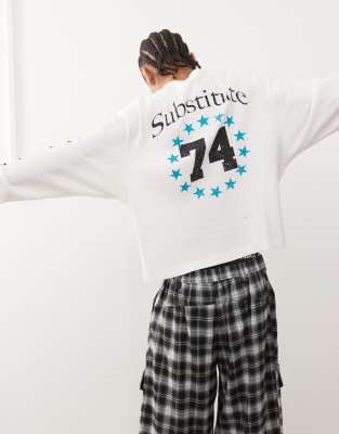 Oversized long sleeve with substitute print in ecru-White