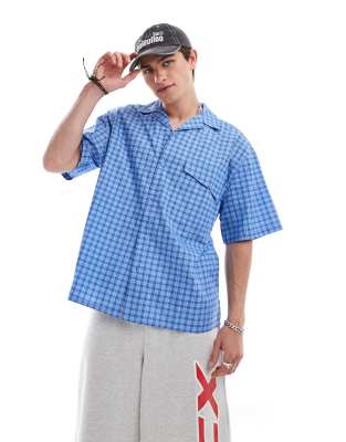 oversized poplin revere short sleeve shirt in blue check