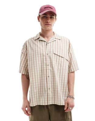 oversized poplin revere short sleeve shirt in neutral check