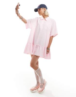 COLLUSION oversized shirt dress with bubble hem in pink-Blue