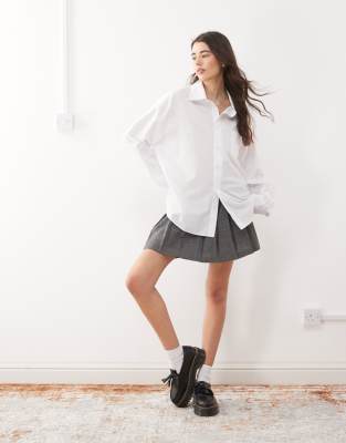Collusion Oversized Shirt In White