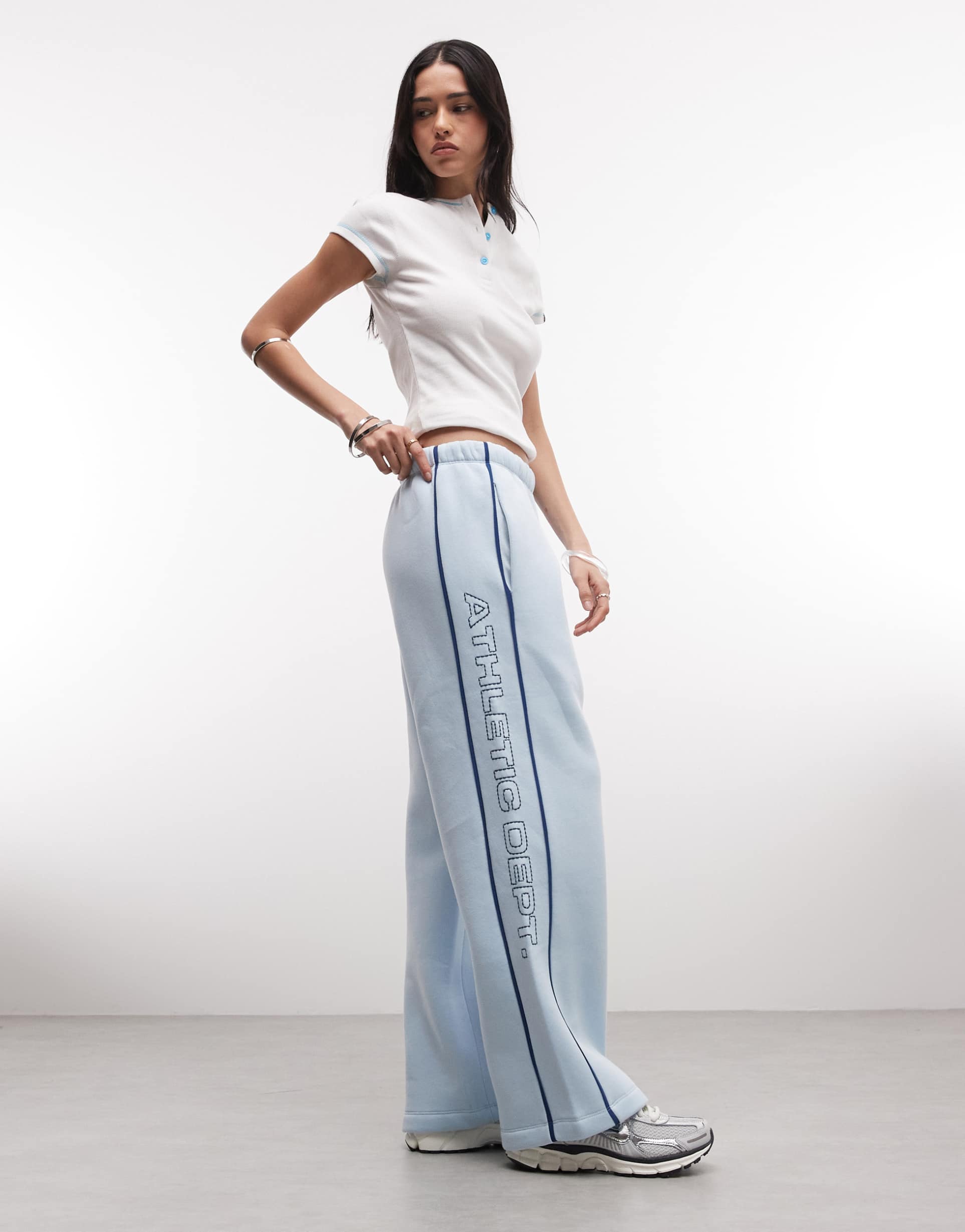 collusion oversized side panel sweatpants in blue