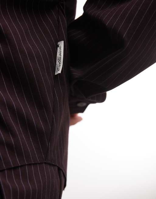 COLLUSION oversized skjorte med indsnøring i burgundy pinstripe, 3 af 4