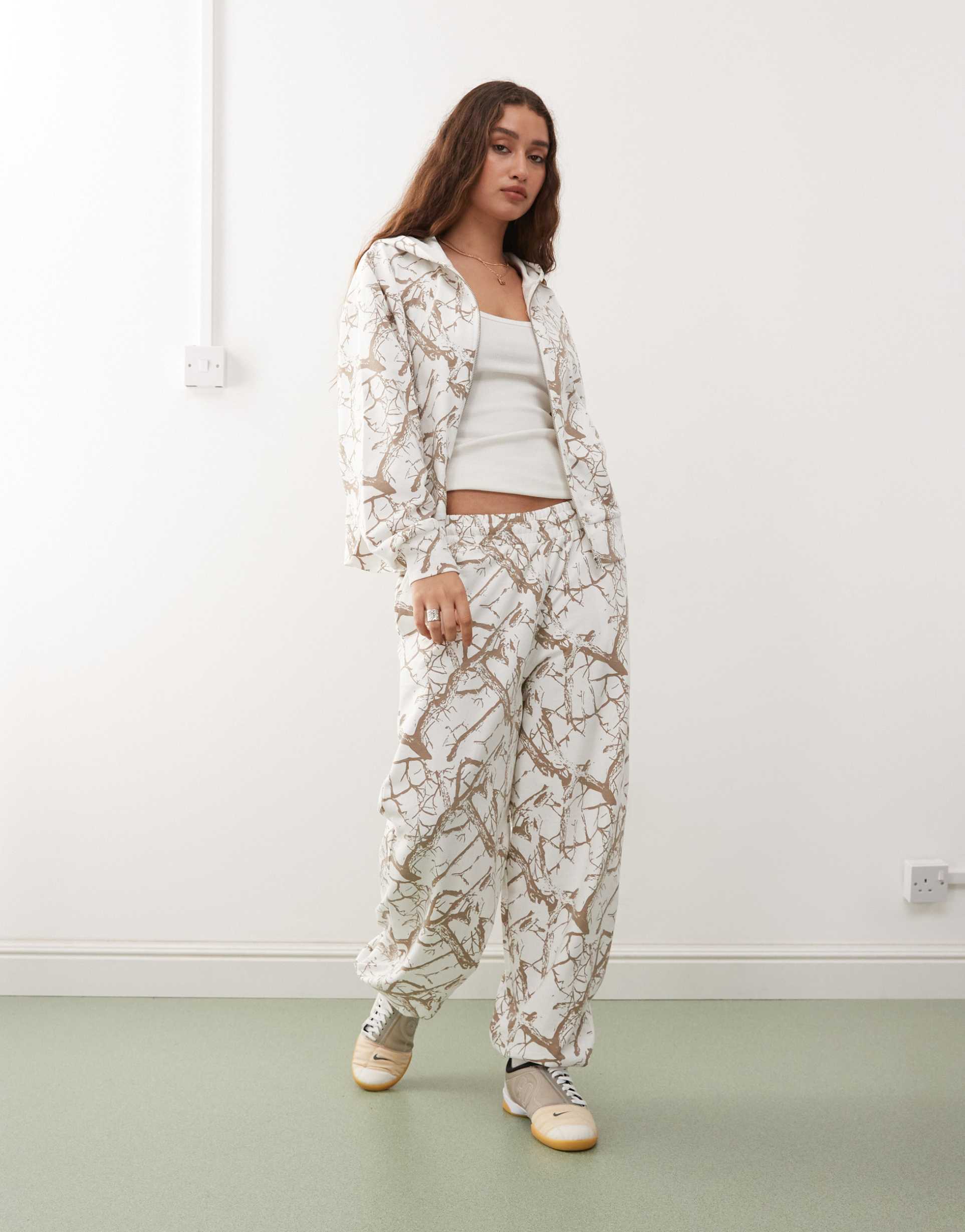 collusion oversized sweatpants in white woodland print