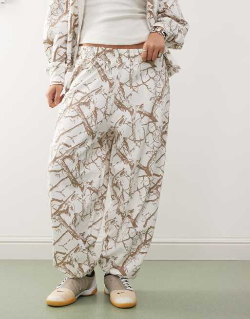 COLLUSION oversized sweatpants in white woodland print, 3 of 5