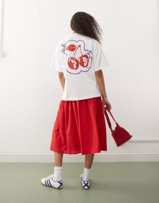 Collusion Oversized Tee With Large Back Graphic In White