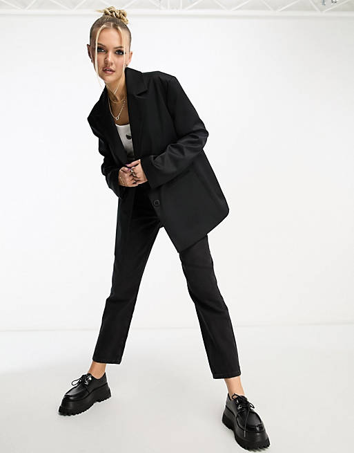 COLLUSION oversized woven blazer with pockets in black 