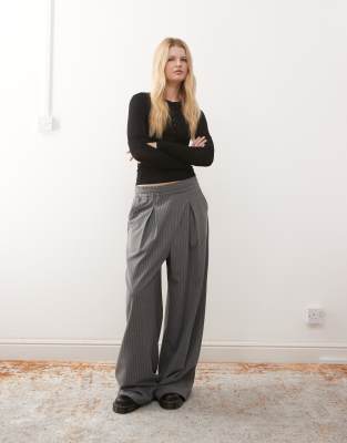 Pantalon à fines rayures à enfiler-Gris S
