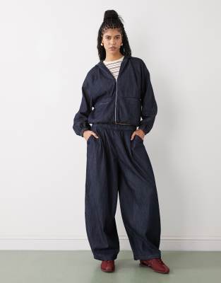 COLLUSION - Pantalon bouffant d'ensemble oversize en denim de chambray - Brut-Bleu marine