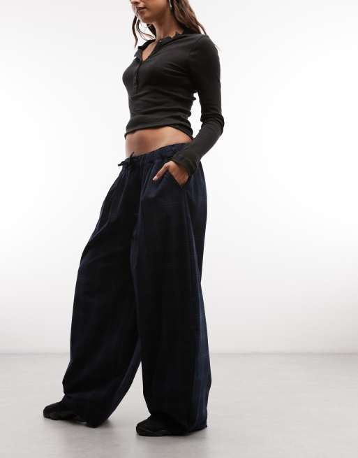 COLLUSION pantaloni balloon a quadri blu navy, 4 di 5