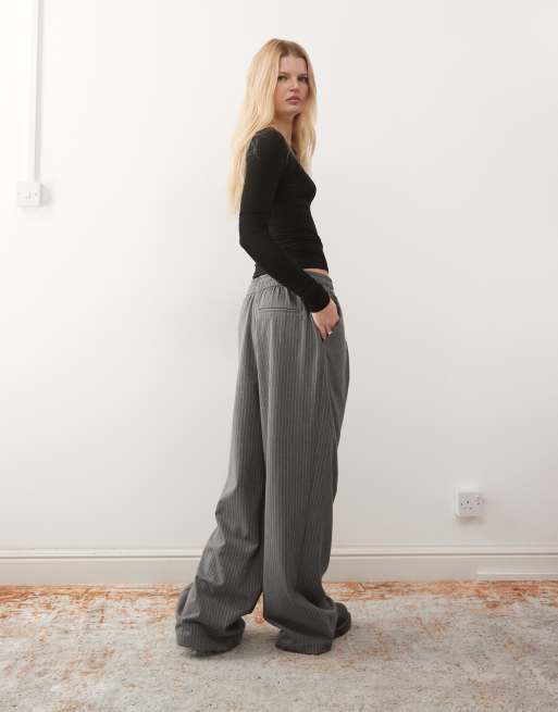 COLLUSION - Pantaloni grigi con motivo gessato, 2 di 5