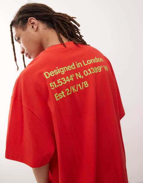 COLLUSION – Pikee-T-Shirt in Rot mit Koordinaten-Print - view 1