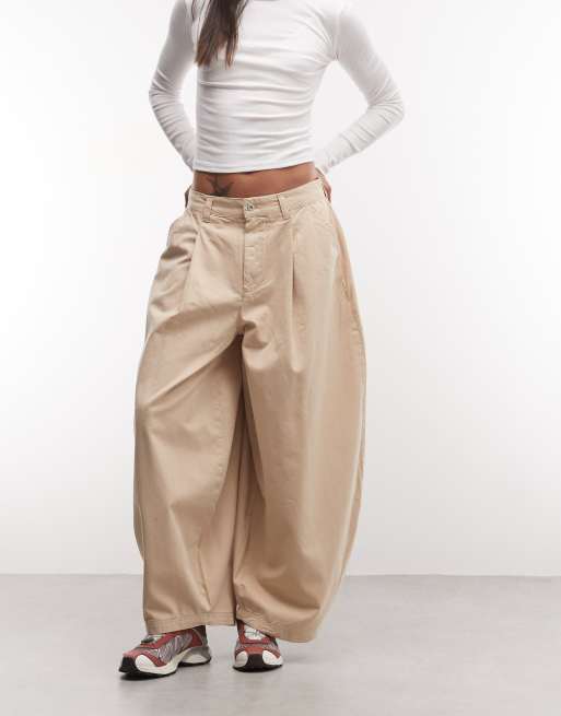 COLLUSION pleated XL balloon jeans in beige, 2 of 5