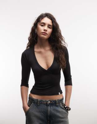 COLLUSION plunge v neck 3/4 sleeve top in black | ASOS