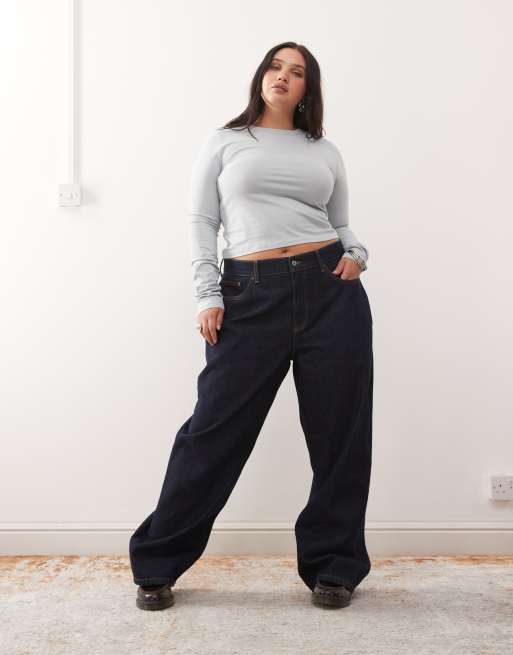 COLLUSION Plus antifit mid rise jeans in rinse
