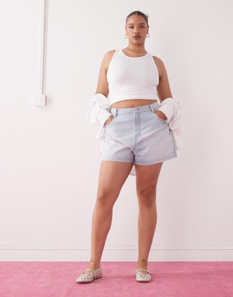 COLLUSION Plus denim loose shorts in light wash - view 1