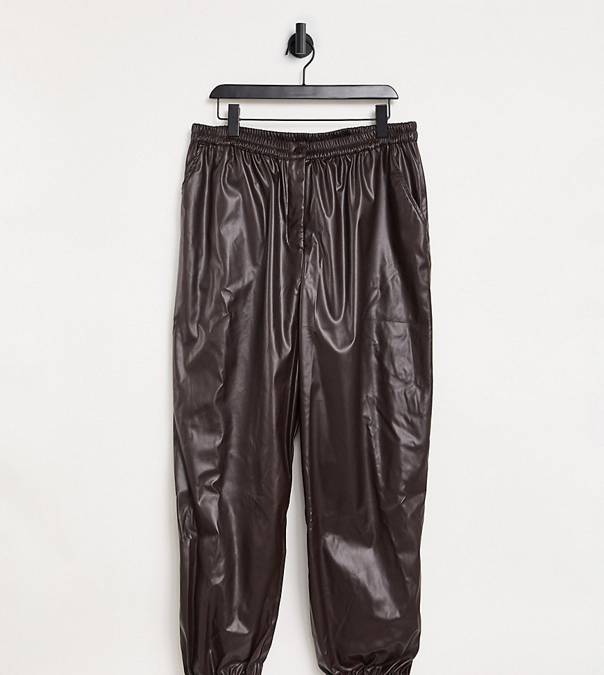 COLLUSION Plus Exclusive leather-look jogger set in brown