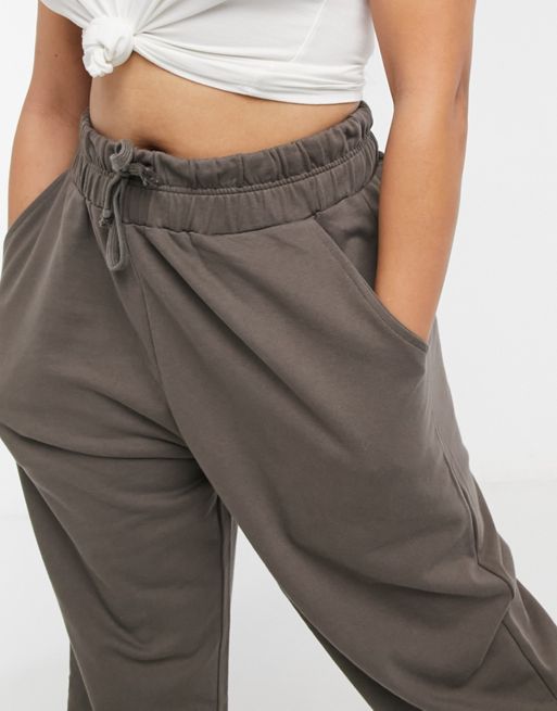 COLLUSION Plus exclusive relaxed dad joggers in brown