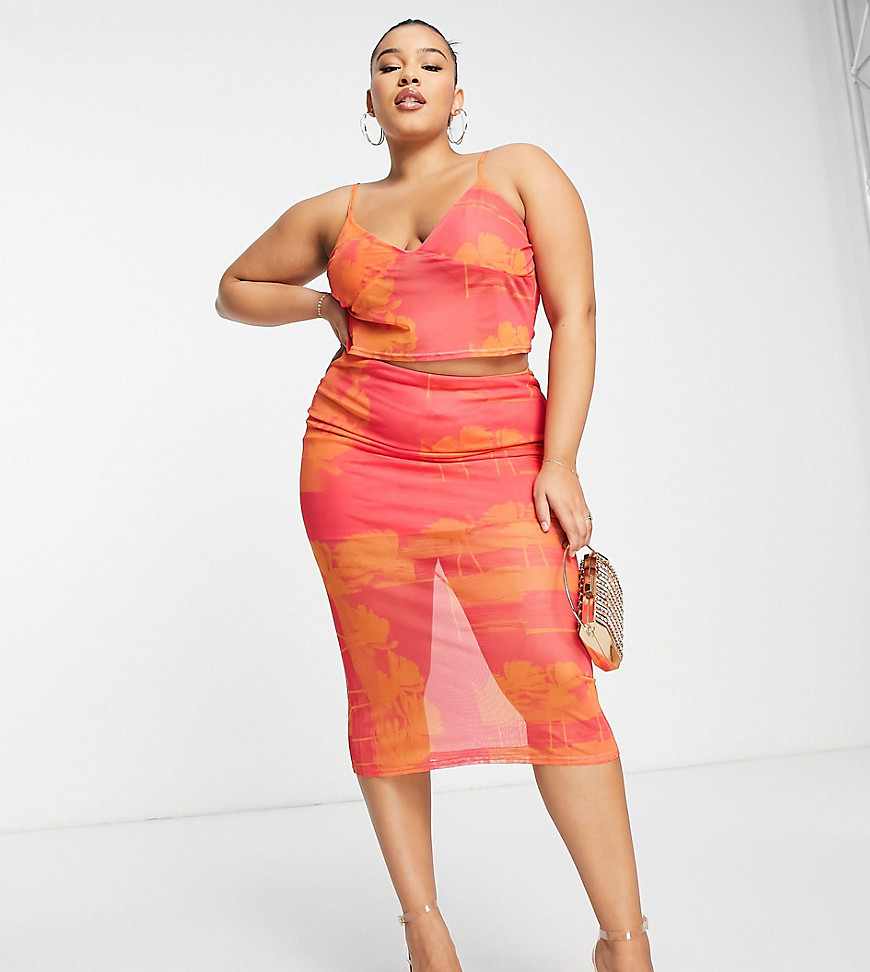 Plus-size top by COLLUSION Exclusive to ASOS Part of a co-ord set Skirt sold separately Flower print V-neck Cami straps Cropped length Regular fit