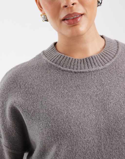 COLLUSION plus fluffy crew neck jumper in grey, 3 of 4