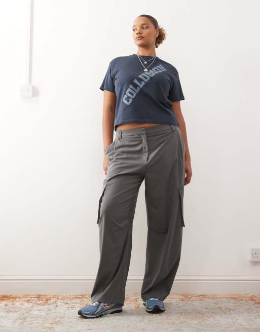 COLLUSION Plus – Granatowy T-shirt z logo, 2 z 4