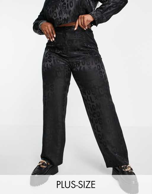 COLLUSION Plus – Hose aus Satinjacquard in Schwarz