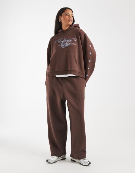 COLLUSION Plus – Kapuzenpullover in Schokobraun mit Sternlogo, Kombiteil - view 1