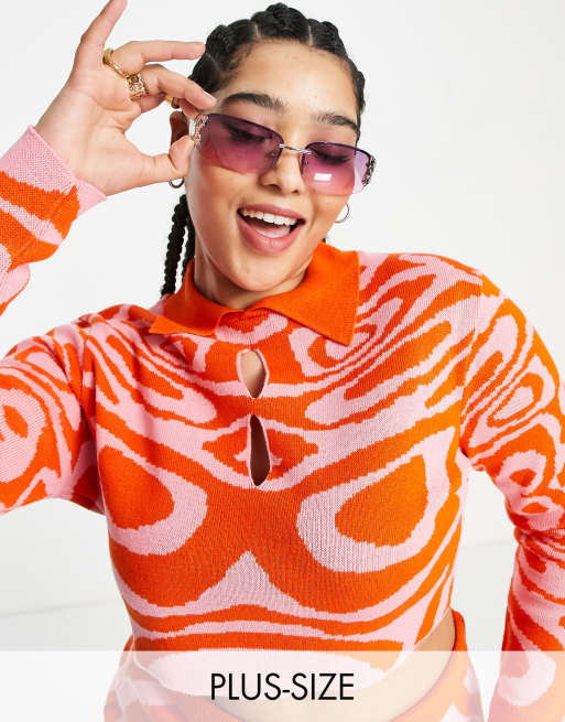 COLLUSION Plus - Langærmet croptop i jacquard med krave og udskæring i lyserødt og orange hvirvelprint - Del af sæt