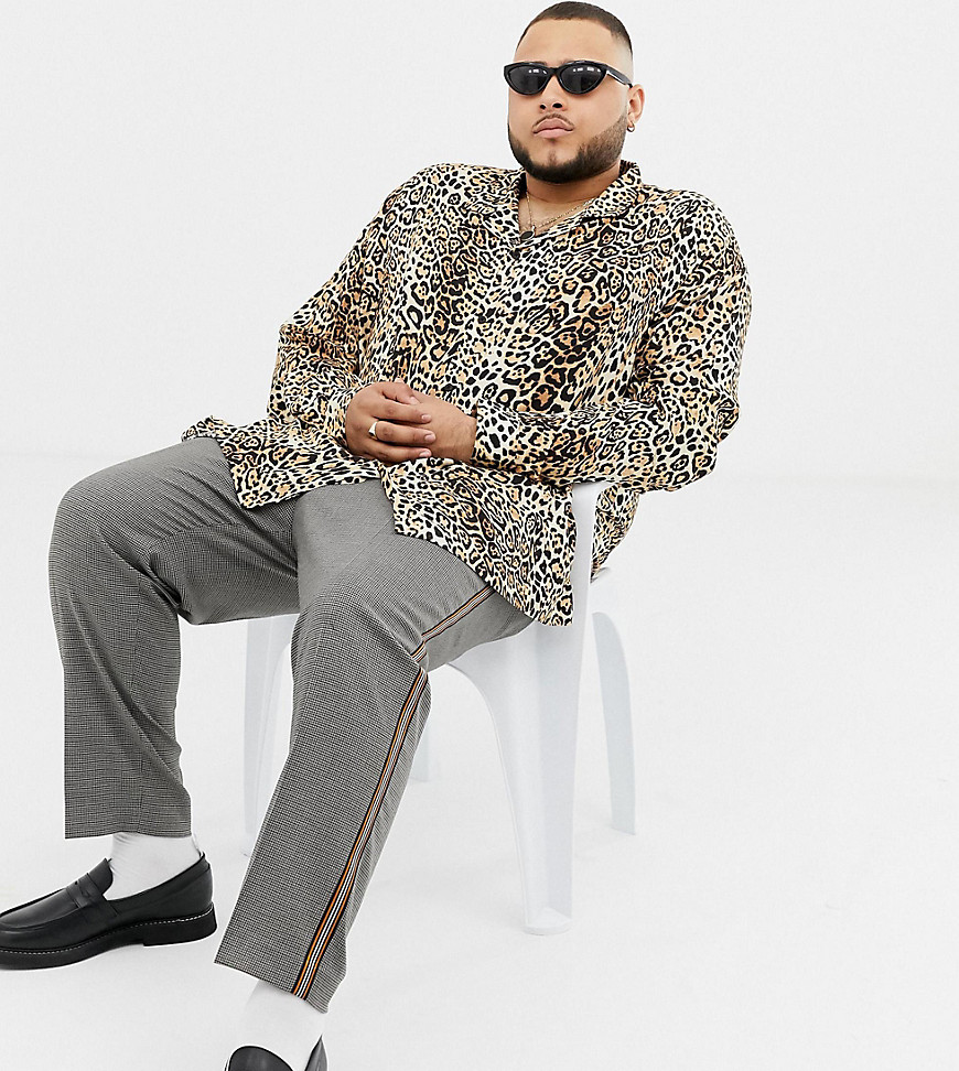 COLLUSION Plus– Leopardmönstrad skjorta med digitalt tryck-Brun