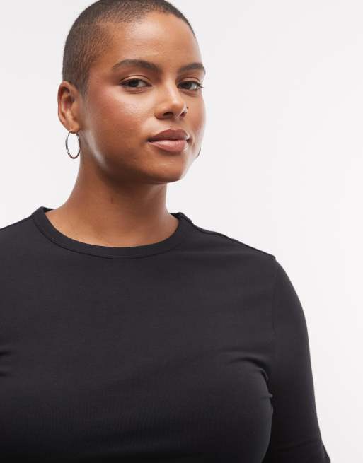 COLLUSION Plus long sleeve fitted t-shirt in black, 2 of 4