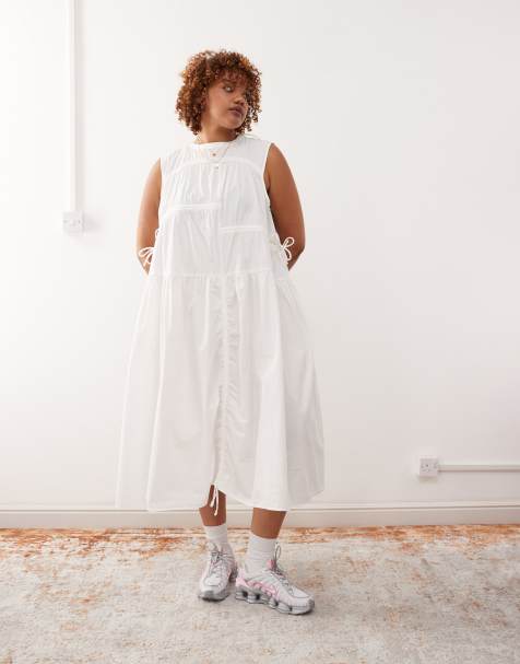 COLLUSION Plus maxi dress in white - view 1