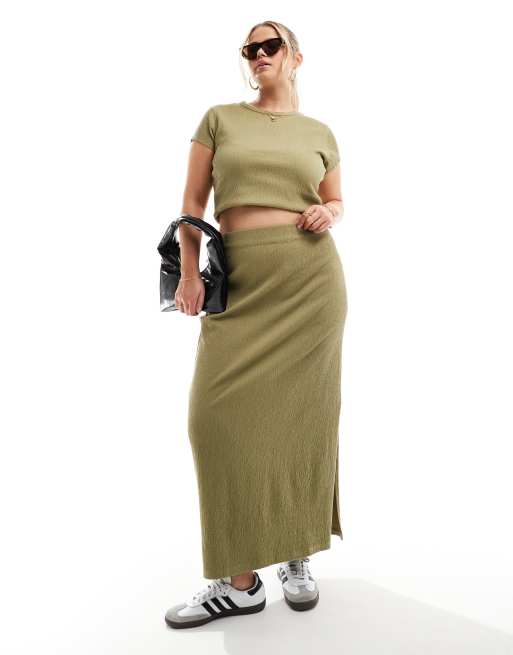 COLLUSION - Plus - Maxi rok met textuur in kaki, deel van co-ord set