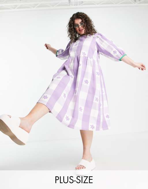 COLLUSION Plus – Midi-Hängerkleid aus Twill in Flieder mit Vichy-Karos