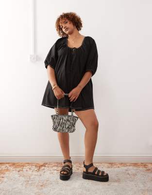 Plus puff sleeve mini smock swing dress in black