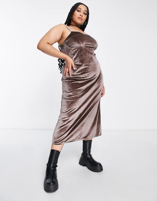 COLLUSION Plus - Robe mi-longue avec couture droite sur l'encolure - Marron, 4 de 4