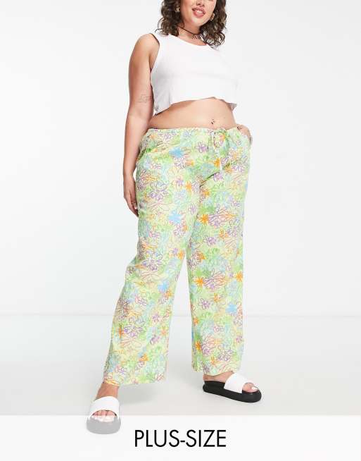 Plus size floral clearance trousers