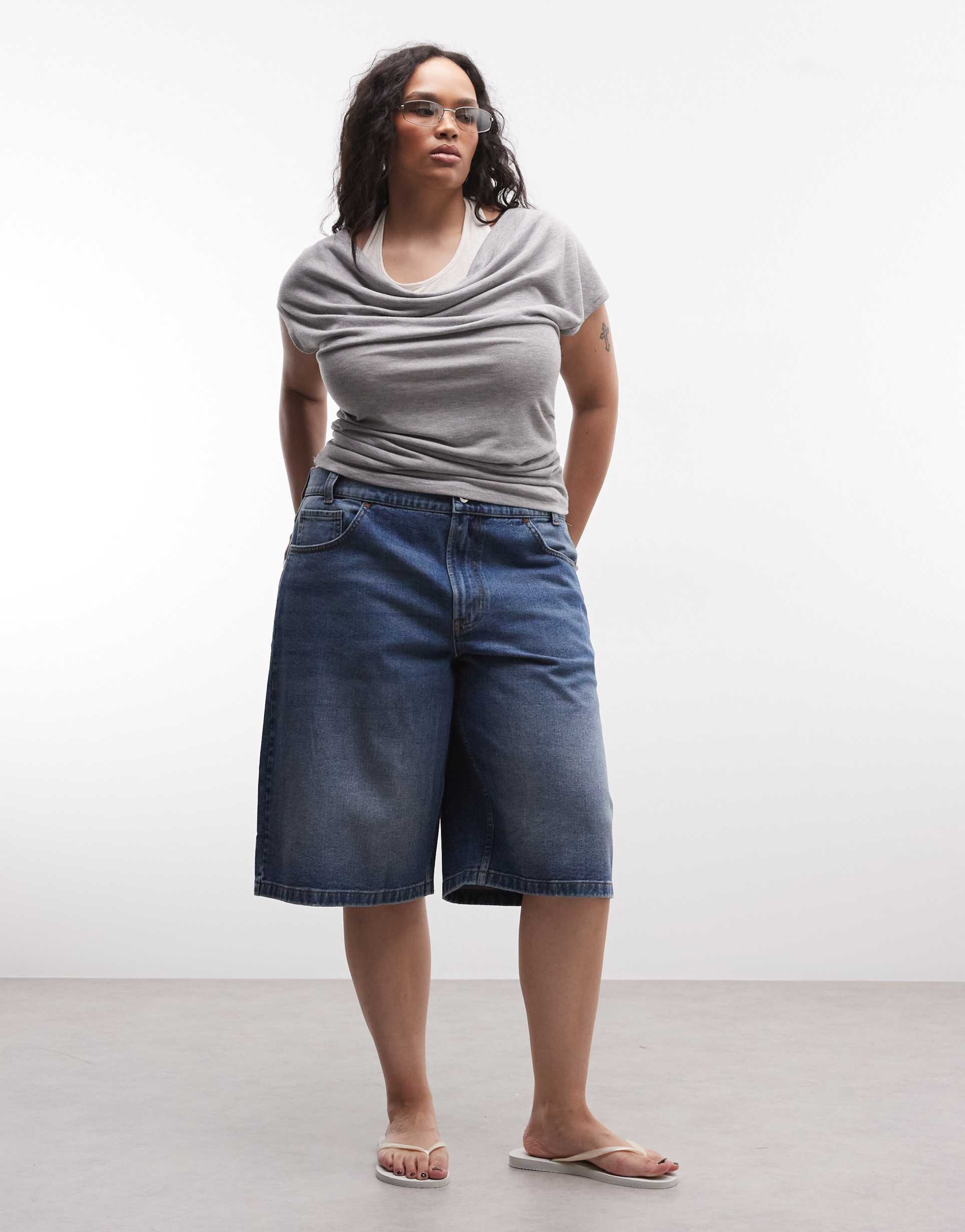 collusion plus skater jorts in midwash