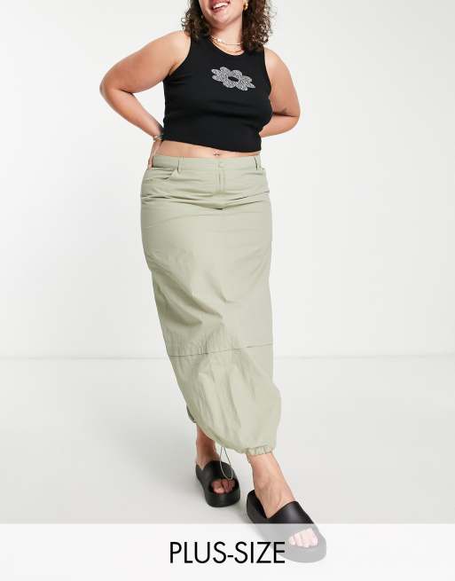 COLLUSION Plus – Spódnica maxi w stylu utility w kolorze khaki 