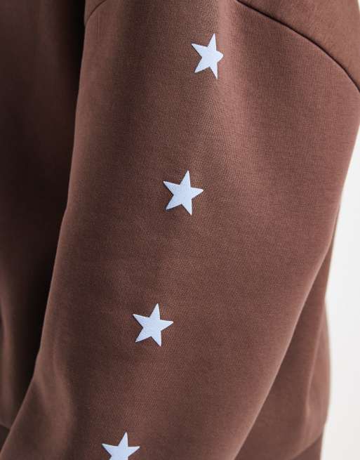 COLLUSION Plus - Sweat à capuche d'ensemble avec logo et étoiles - Chocolat, 3 de 4