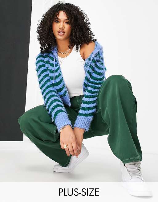 COLLUSION Plus - Sweat à capuche en maille frangée à imprimé jacquard ondulé