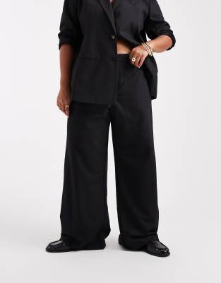 Collusion Plus Tailored Low Rise Relaxed Pants In Black