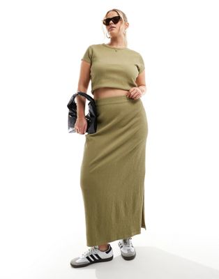 Plus textured maxi skirt in khaki - part of a set-Green