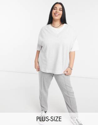 Collusion Plus 90s V-neck Sleeveless Vest In White Heather-grey