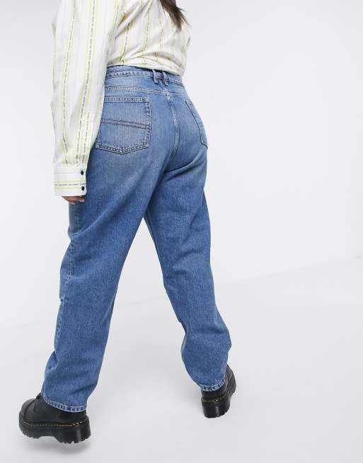 COLLUSION Plus x005 90s straight leg jeans in washed blue, 3 of 4